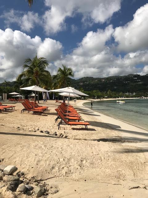 moon palace jamaica beach