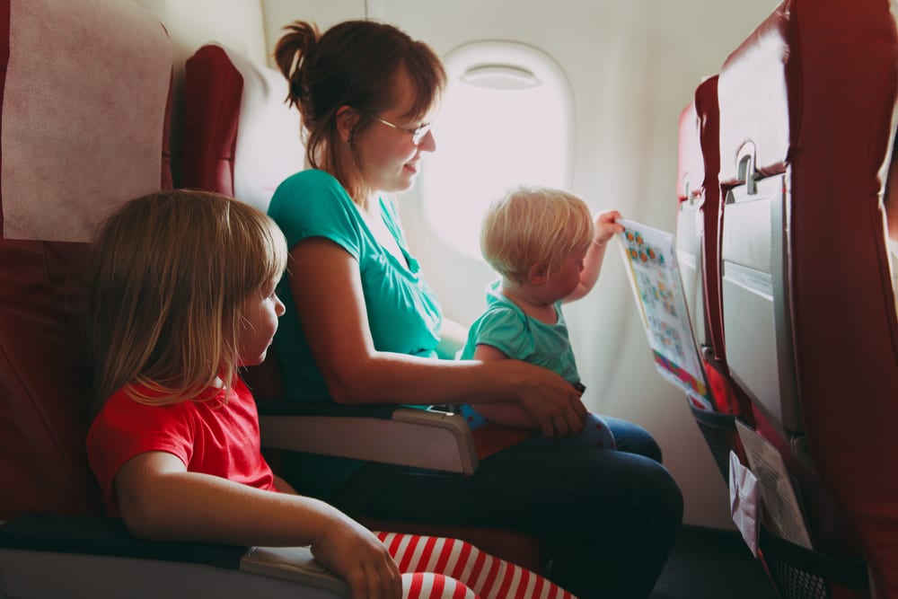 kids on plane